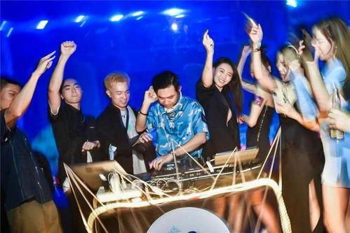 广州网红弹唱组合,旋律中的城市新声