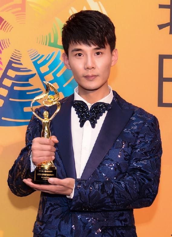 男明星浩,揭秘男明星浩成的星途历程