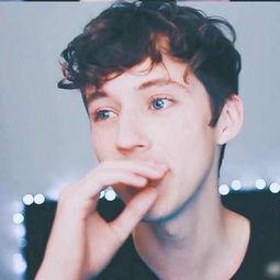 姓张明星图片,光影中的璀璨星光