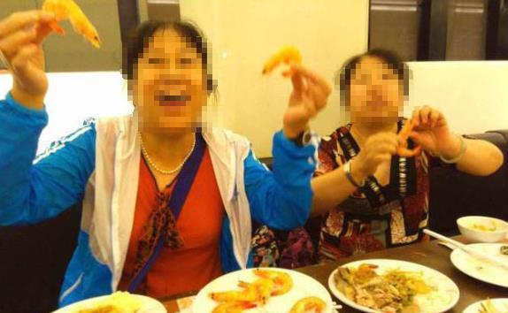 杨大妈吃瓜,杨大妈的瓜田奇遇记