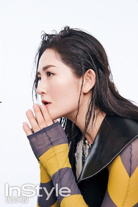 明星杂志谢娜,娱乐圈的阳光女神，笑对人生